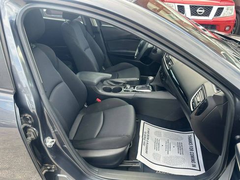 Used 2016 MAZDA MAZDA3 i Sport FWD image 13