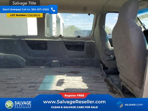 Used 2009 Ford E-150 and Econoline 150 Wagon RWD image 15