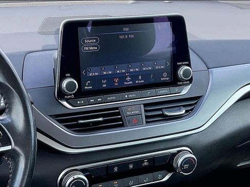 Used 2023 Nissan Altima 2.5 SR image 9