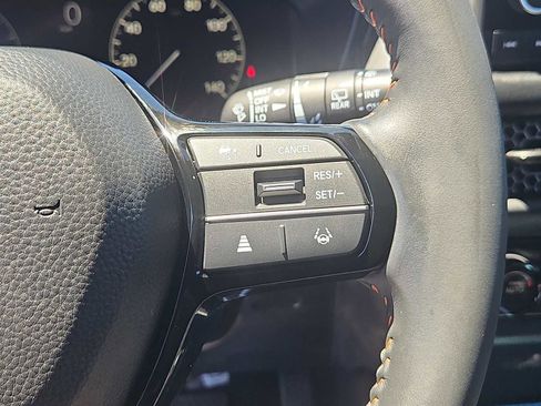 Certified 2025 Honda HR-V Sport image 22