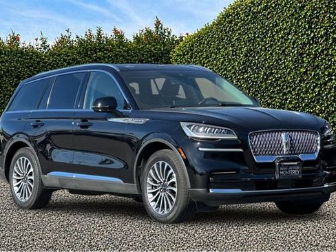 Used 2024 Lincoln Aviator Reserve RWD image 1