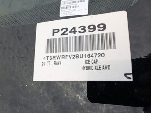 Used 2025 Toyota RAV4 XLE AWD/4WD image 34