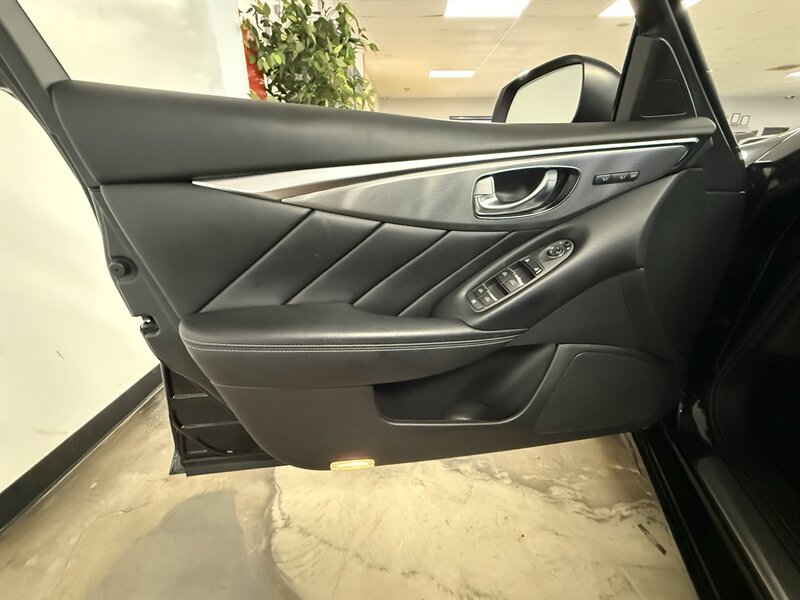 Used 2016 INFINITI Q50 Premium w/ 2.0T Premium Plus Package RWD image 16