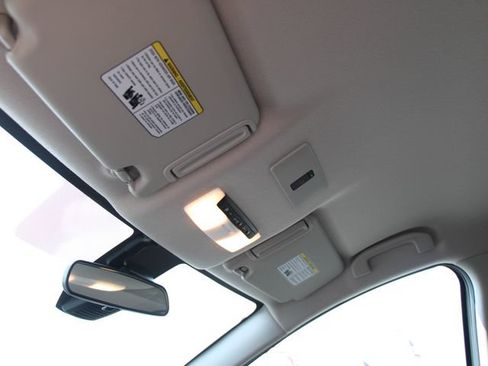 Certified 2025 Nissan Versa SR w/ Trunk Package FWD image 16