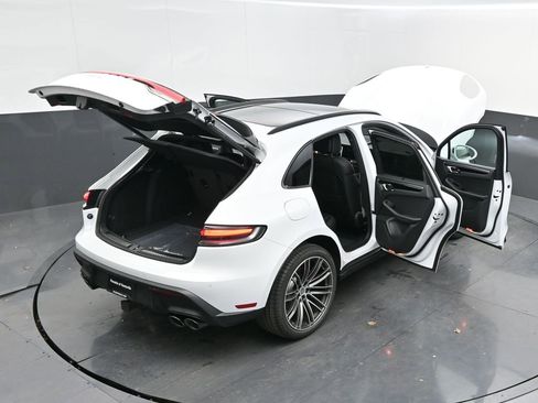 New 2025 Porsche Macan S image 50