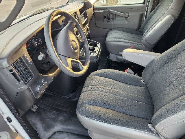 Used 2025 Chevrolet Express 2500 w/ Driver Convenience Package RWD image 8