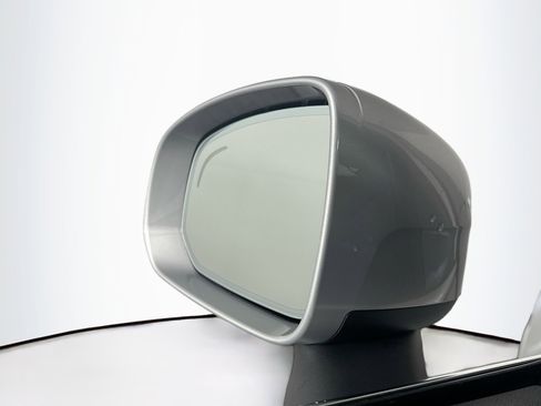 Used 2023 Volvo XC90 B6 Plus image 16