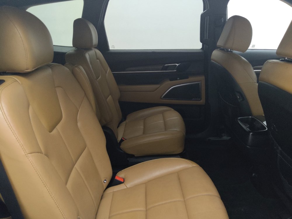 Used 2022 Kia Telluride SX w/ Towing Package FWD image 19