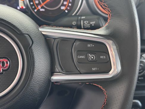 Used 2023 Jeep Gladiator Mojave w/ Trailer Tow Package AWD/4WD image 33