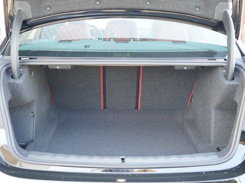 New 2026 BMW 330i Sedan w/ Convenience Package RWD image 20