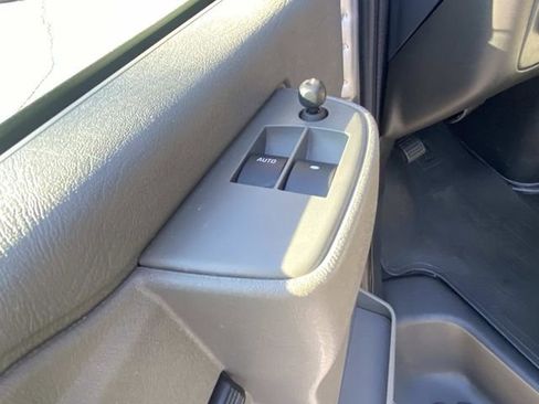 Used 2025 Chevrolet Express 3500 LT w/ LT Preferred Equipment Group RWD image 20