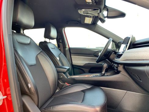 Used 2025 Jeep Compass Latitude image 35