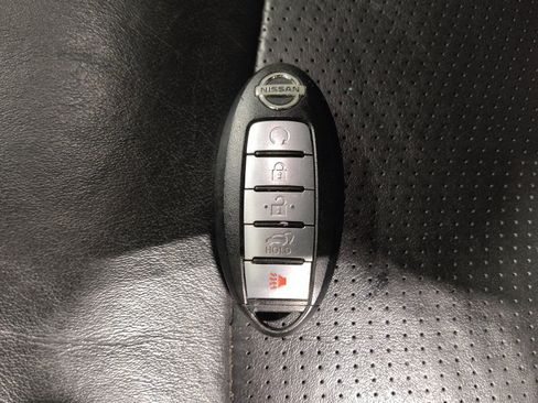 Used 2019 Nissan Armada Platinum w/ Interior Lighting Package AWD/4WD image 32