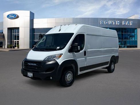 Used 2025 RAM ProMaster 3500 w/ Convenience Group FWD image 1