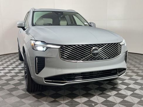 New 2026 Volvo XC90 B6 Ultra w/ Protection Package image 3