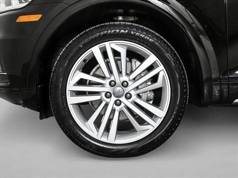 Used 2019 Audi Q5 2.0T Premium Plus image 25