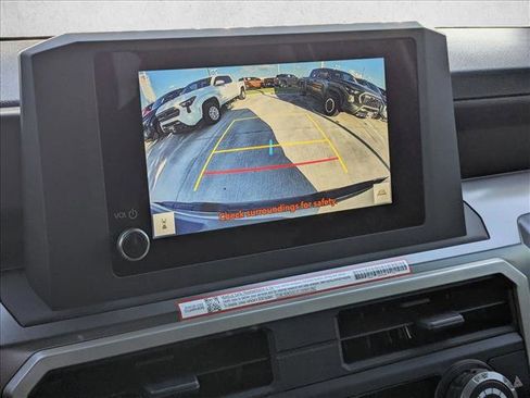 Used 2025 Toyota Tacoma SR5 AWD/4WD image 13