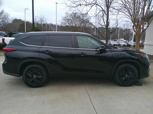 Used 2023 Toyota Highlander Bronze Edition image 14