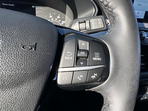 Used 2022 Ford Escape SEL image 16