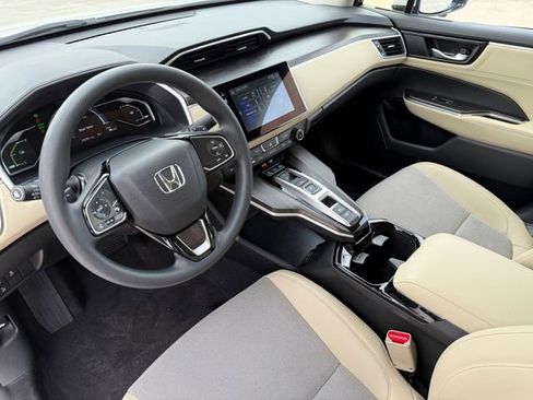 Used 2019 Honda Clarity Plug-In Hybrid image 9