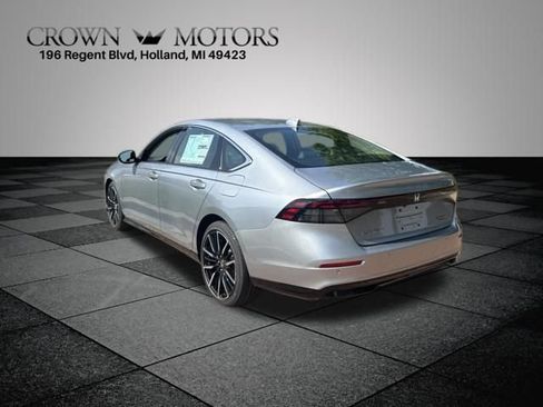 New 2026 Honda Accord Touring image 8