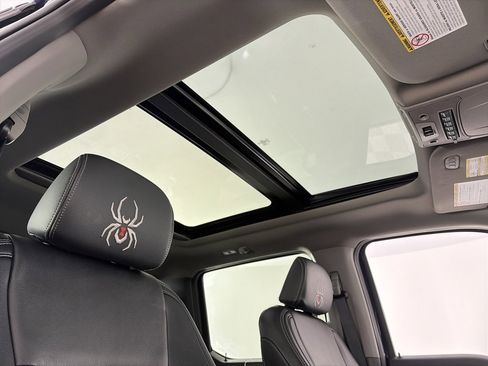 Used 2021 Ford F250 Lariat w/ Lariat Ultimate Package image 34