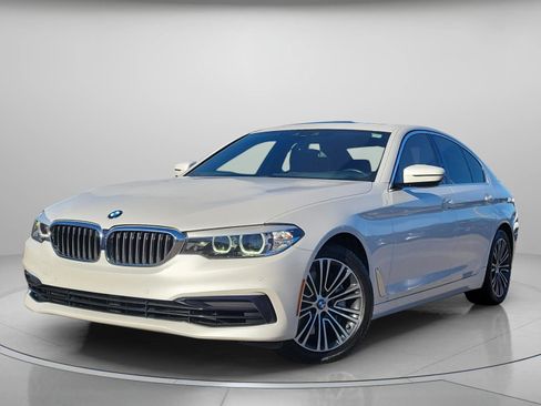 Used 2020 BMW 540i image 2