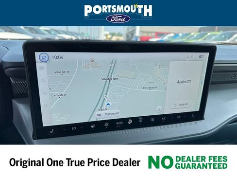 New 2025 Ford Maverick Lobo image 11