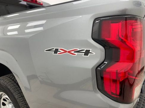 New 2026 Chevrolet Colorado W/T w/ WT Convenience Package II AWD/4WD image 19
