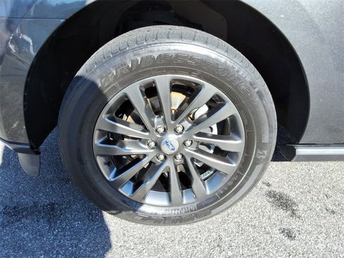 Used 2020 Ford Expedition Max Limited image 10