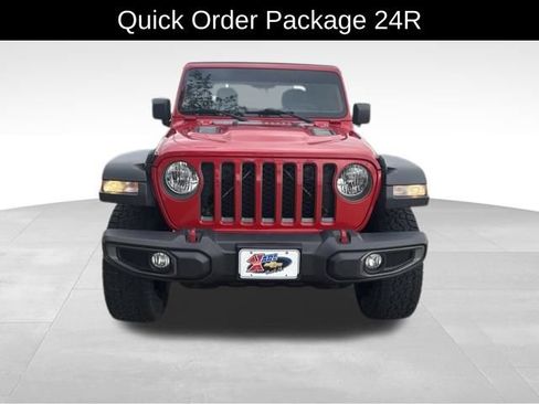 Used 2020 Jeep Gladiator Rubicon AWD/4WD image 2