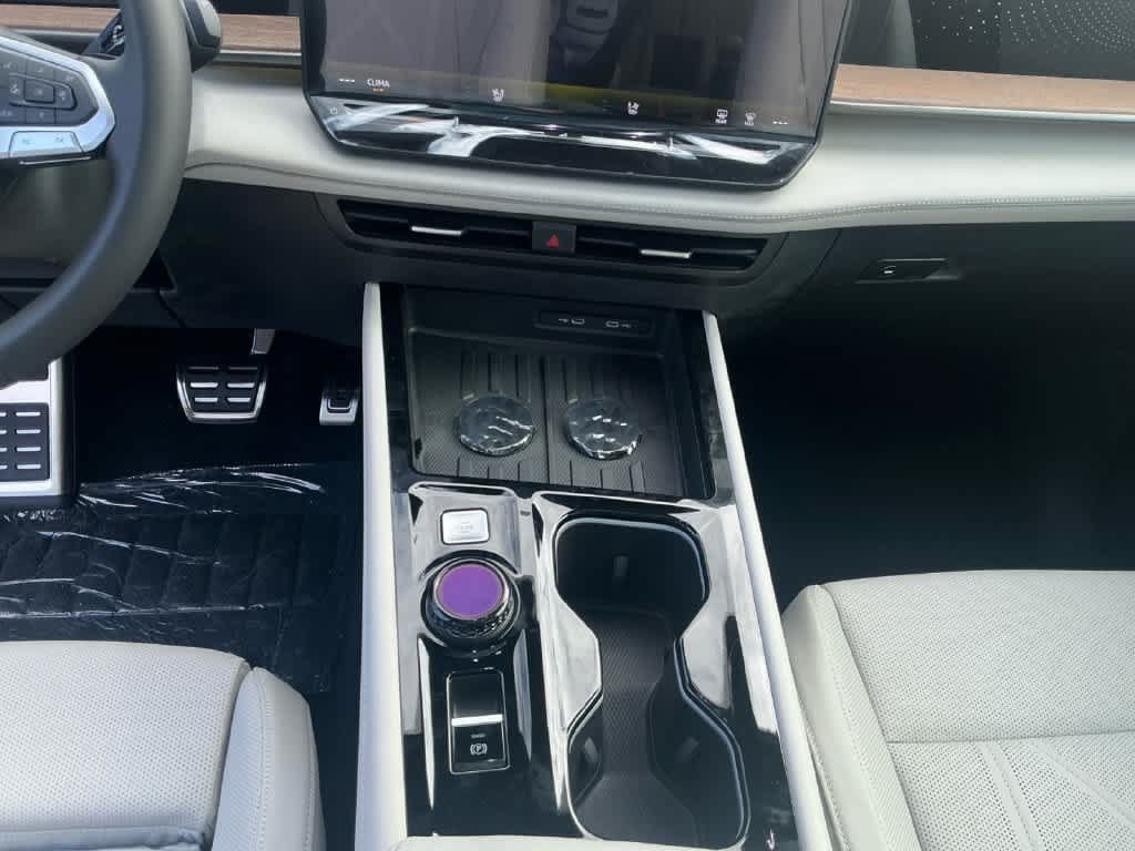 New 2027 Volkswagen Atlas SEL R-Line AWD/4WD image 11