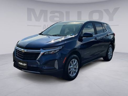 Used 2022 Chevrolet Equinox LT image 1