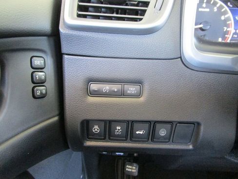 Used 2024 Nissan Murano SL FWD image 32