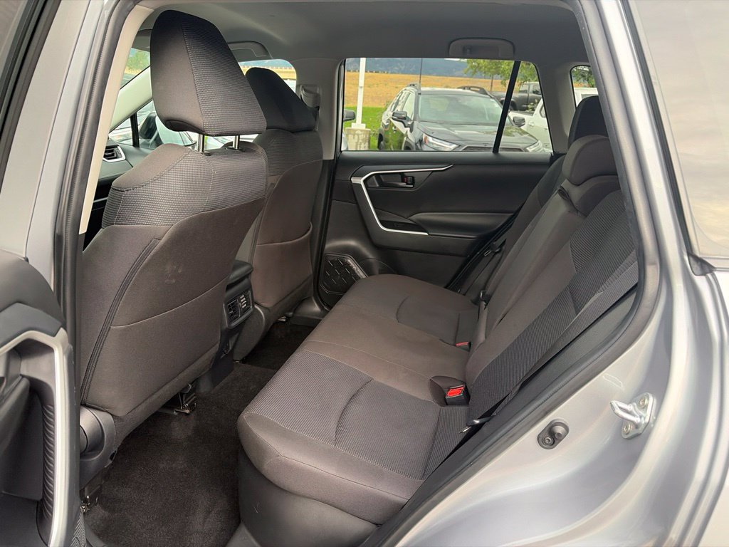 Used 2025 Toyota RAV4 LE AWD/4WD image 18