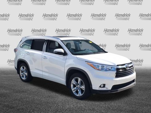 Used 2015 Toyota Highlander Limited AWD/4WD image 2