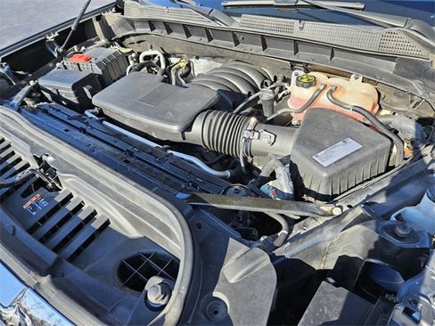 Used 2020 GMC Sierra 1500 SLE w/ SLE Value Package image 18