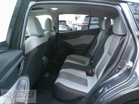 Used 2022 Subaru Crosstrek 2.0i Premium w/ Moonroof Package image 23