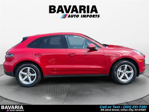 Used 2020 Porsche Macan AWD/4WD image 6
