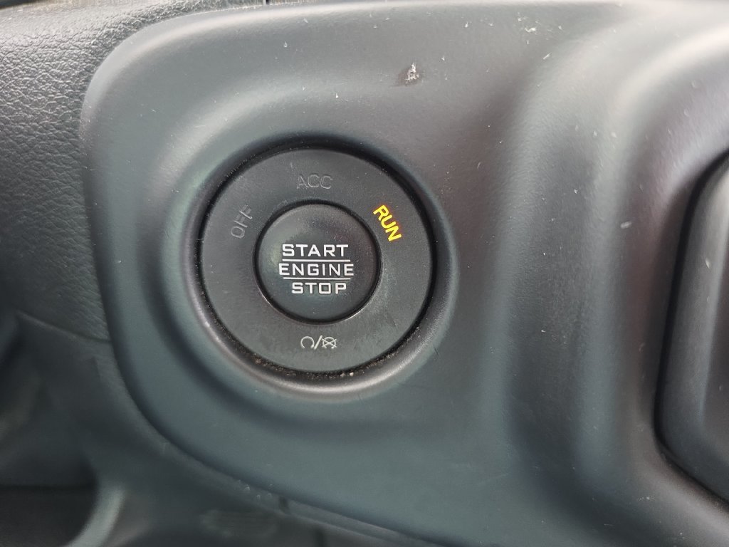 Used 2022 Jeep Gladiator Sport AWD/4WD image 27