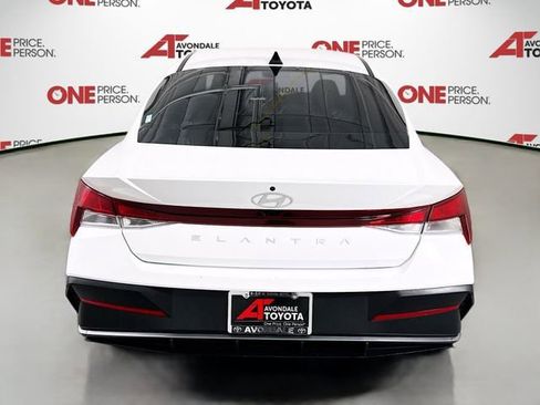 Used 2024 Hyundai Elantra SEL image 6