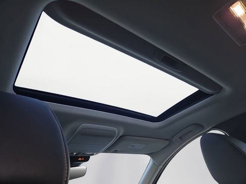 Used 2024 MAZDA CX-90 3.3 Turbo w/ Preferred Plus image 19