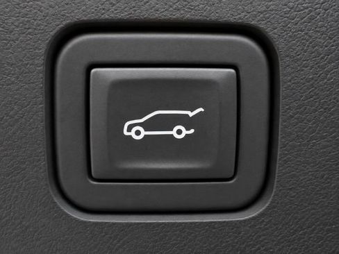 Used 2023 Chevrolet Traverse LT AWD/4WD image 11
