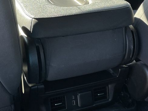 Used 2024 Chevrolet Silverado 2500 LT w/ Texas Edition image 24