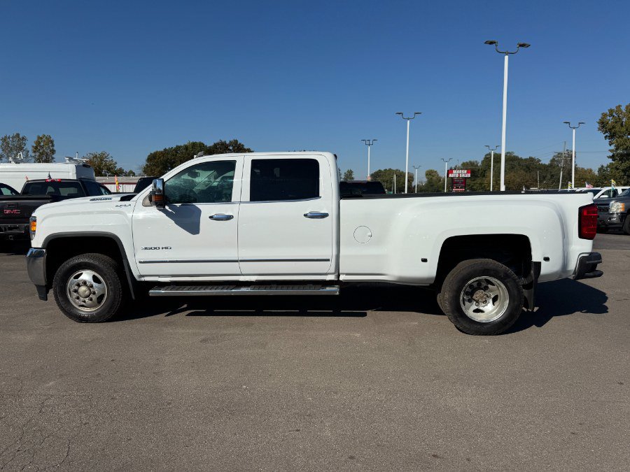 Used 2019 GMC Sierra 3500 SLT AWD/4WD image 2