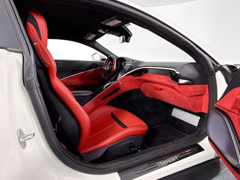 Used 2023 Ferrari Roma RWD image 48