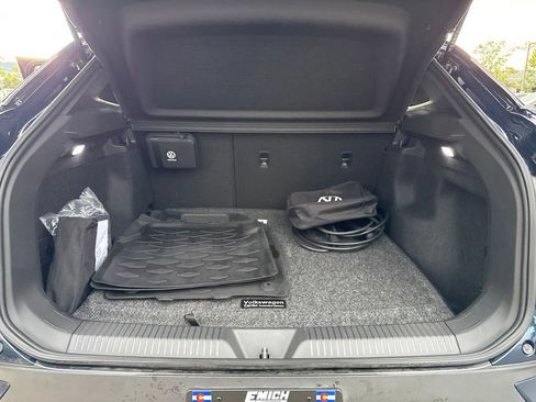 Used 2023 Volkswagen ID.4 Pro AWD/4WD image 26