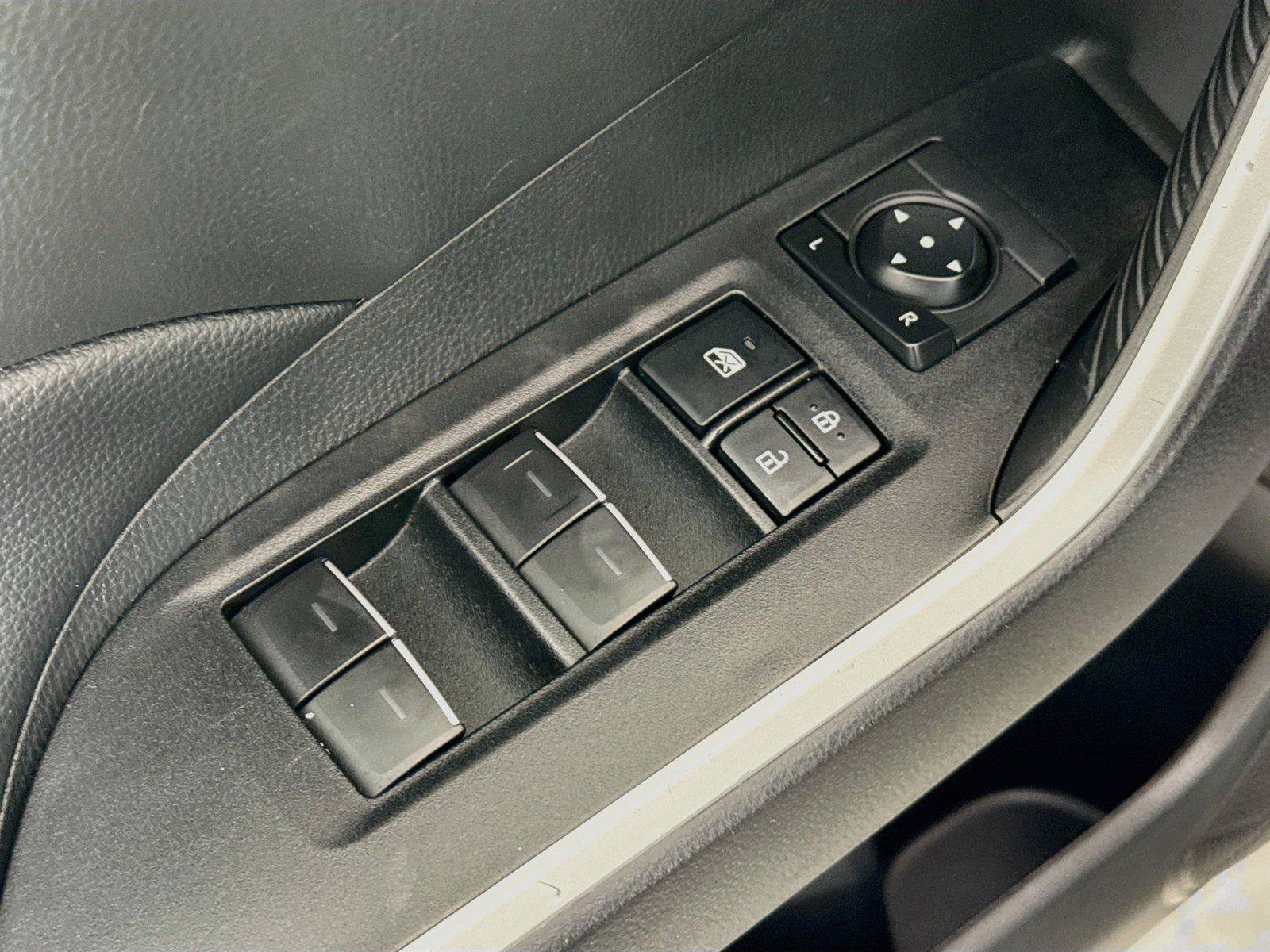 Certified 2025 Toyota RAV4 XLE AWD/4WD image 28