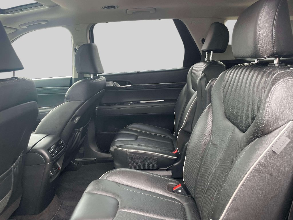 Used 2023 Hyundai Palisade Limited AWD/4WD image 12