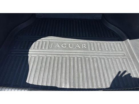 Used 2017 Jaguar XJ L Portfolio image 21